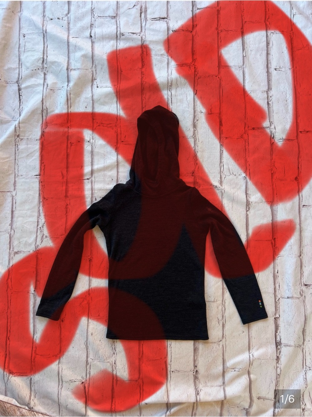 Smartwool youth small  Black hoodie